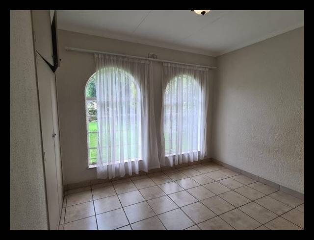 3 BEDROOM HOUSE FOR SALE IN BIRCH ACRES